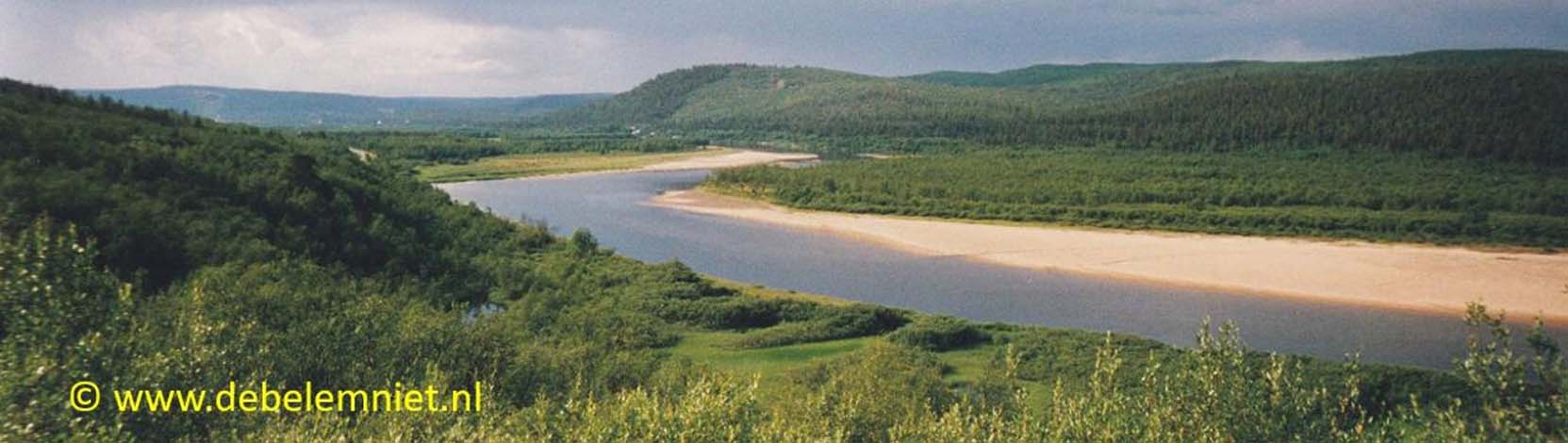 rivier Karasjohka Finland